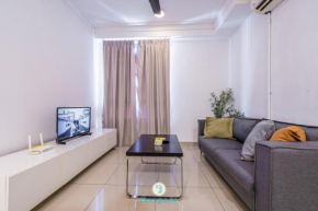 Lovely 1 bedroom condo with pool in Cyberjaya